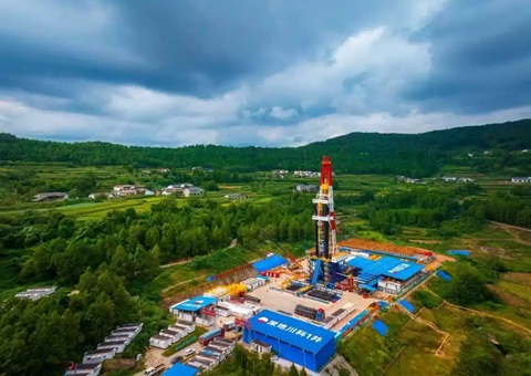 四川盆地最深科探井降生  超10000米的“地心探索”怎样实现？？？？？