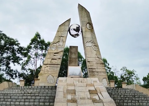 广西立异地质遗迹；；；；；；つＪ 打造“地质+”文旅新业态